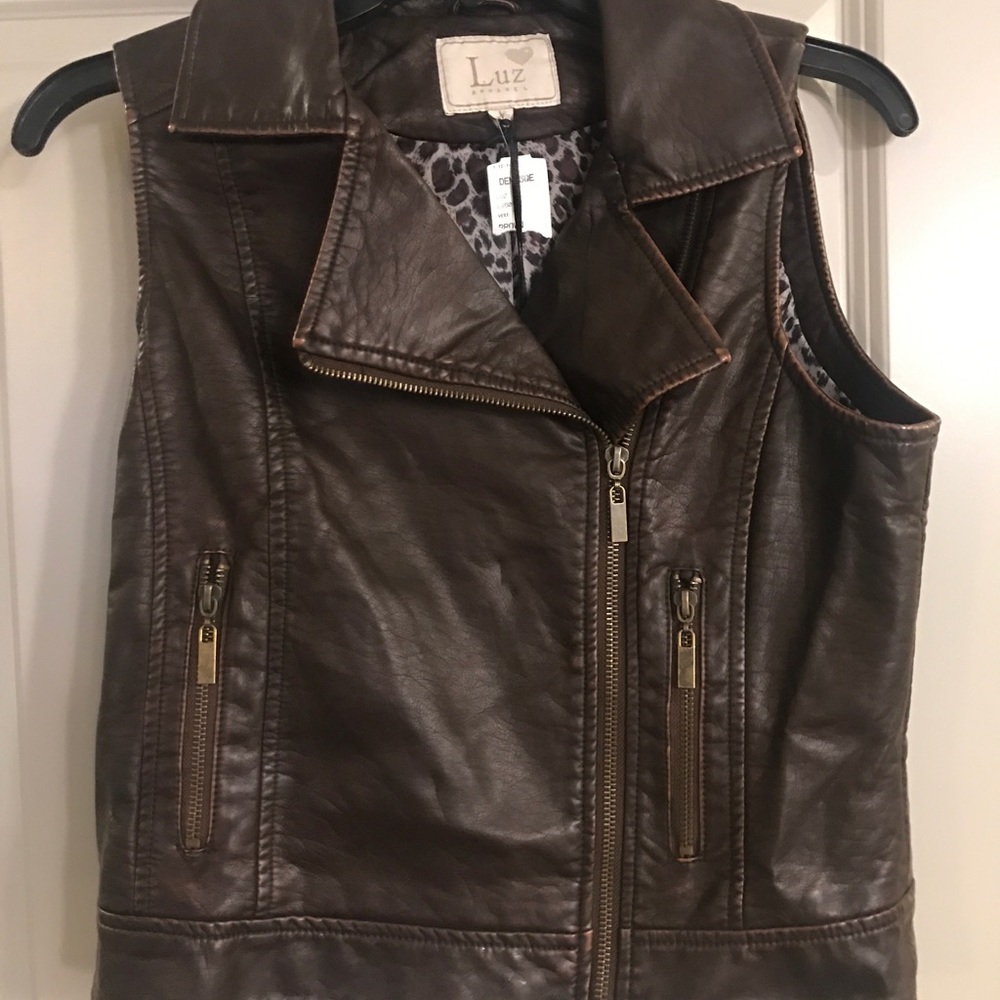 Faux Leather Vest (Brown)